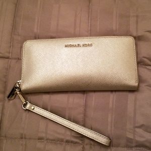 Michael Kors Silver Wallet/Wristlet